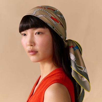 Brides de Gala en Fleurs scarf 90 - Blue | Hermès Hong Kong SAR